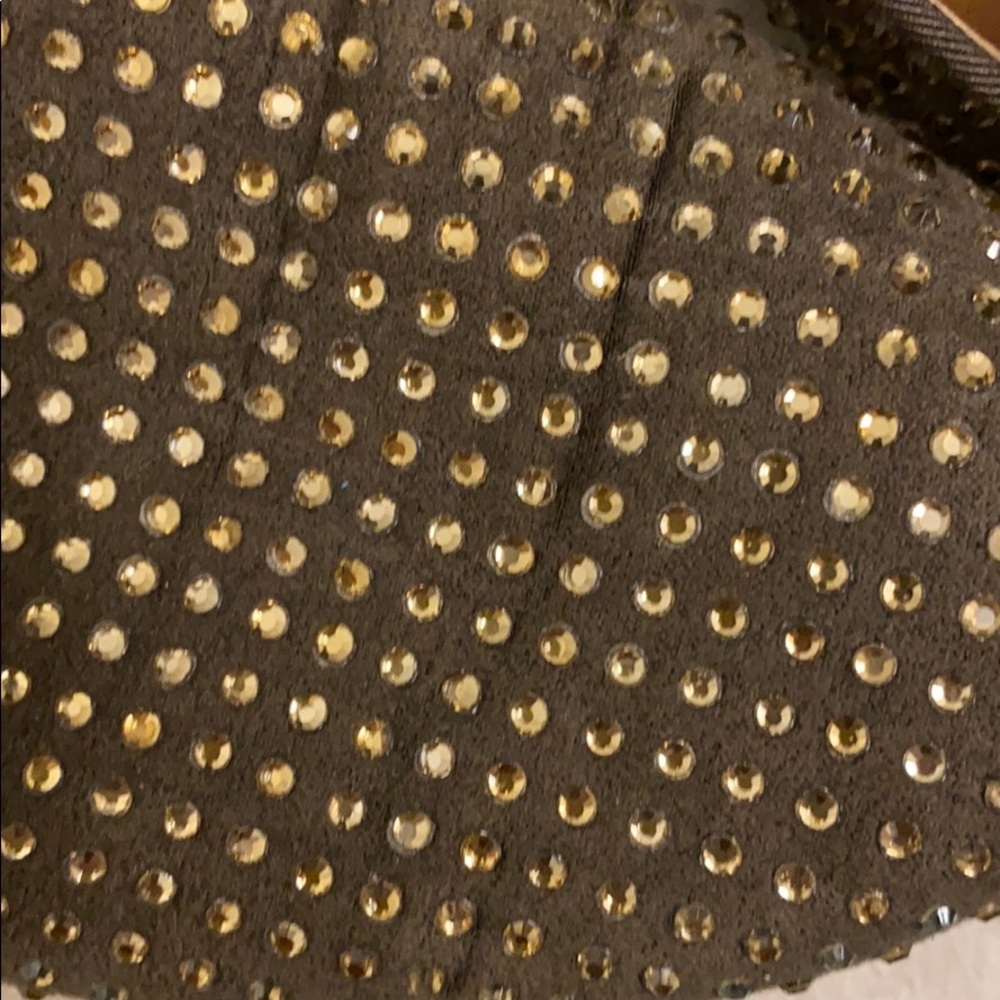 Shoes - Picture 4 of 4